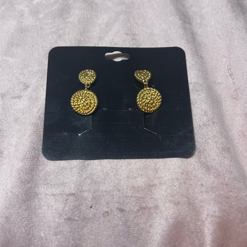 Elegant Monet Gold Earrings